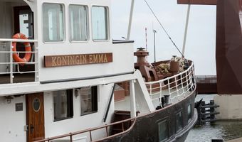 Hotelboot Koningin Emma opent naast de Timmerfabriek (met foto's)