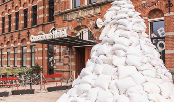 Yumeko recyclet donzen kussens van Conscious Hotels