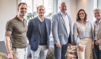 JRE pers- & partnerlunch 2022 in restaurant Ledeboer geslaagd