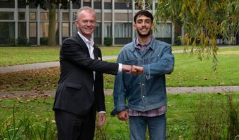 Alumni hotelschool geven studenten kans op opleiding