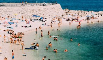 Vakantiehuizen worden verder van tevoren geboekt in tegenstelling tot vliegtickets