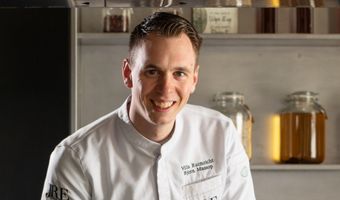 Bjorn Massop ontvangt JRE-award 'Taste of Origin'