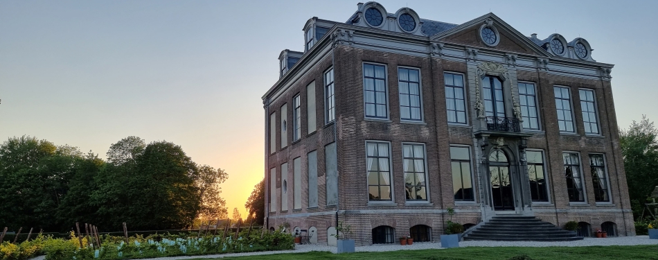 B&B Huis der Boede serveert ontbijt met meerdere gangen in voormalig verpleeghuis 