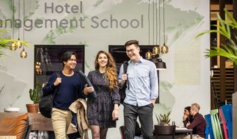 Hotel Management School Leeuwarden viert uitgebreid 35-jarig bestaan