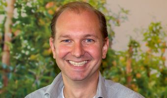 Hotelmanagers welkom in de zorg: "Het denken vanuit de gast is niet anders in de ouderenzorg"