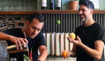 Cafe Martinot gesloten vanwege verbouwing pand, crowdfunding gestart om te heropenen