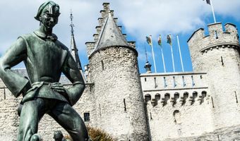 Logiesmarkt Antwerpen onderzocht; overaanbod ligt op de loer