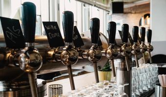 Heineken verhoogt bierprijs met bijna elf procent