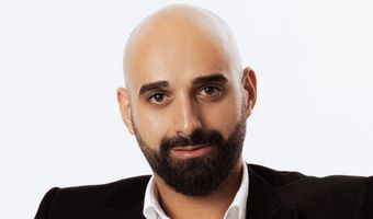 Ondernemer Ramez Ramzy neemt twee Amsterdamse cafés over