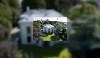 Uw hotel in villa van Joseph Luns?