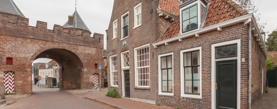 B&B te koop: Rijksmonument naast de Koppelpoort in Amersfoort