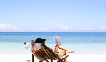 Jongeren onder druk: Duurdere, verdere en luxere reizen