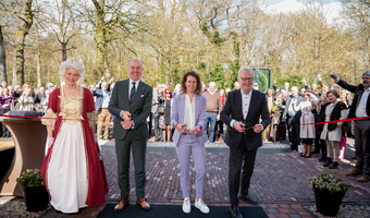 Parkhotel Tjaarda feestelijk geopend