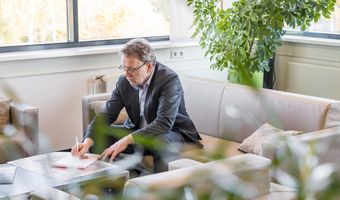 Zo voorkom je (de gevolgen van) schijnzelfstandigheid in de horeca