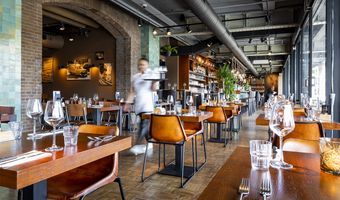 Starten en groeien in de horeca: De crúciale rol van lunchroompersoneel