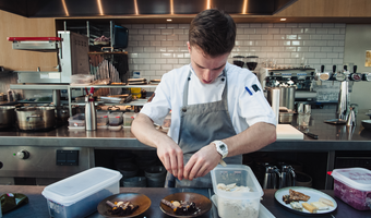 ABN AMRO: Personeelstekorten verhogen welzijn Nederlandse werknemers