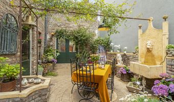 B&B te koop: Officierswoning uit 1700