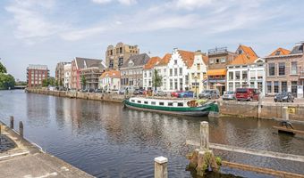 B&B te koop: Varend woonschip in stadshart Zwolle