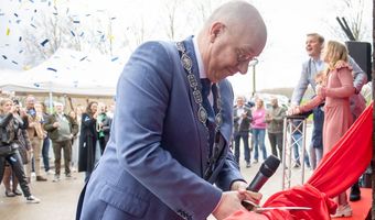 Keilekker Brabantsche Worstenbroodjes opent bakkerij voor zakelijke markt