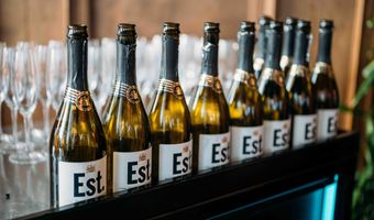 Mousserende thee biedt nieuw, alcoholvrij alternatief voor bubbels