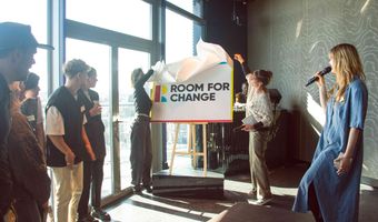 150 economisch dakloze mensen vinden onderdak en thuis via het Room For Change-programma