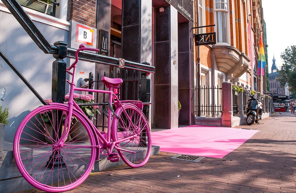 Ink Hotel Amsterdam kleurt wederom roze tijdens Pride Amsterdam