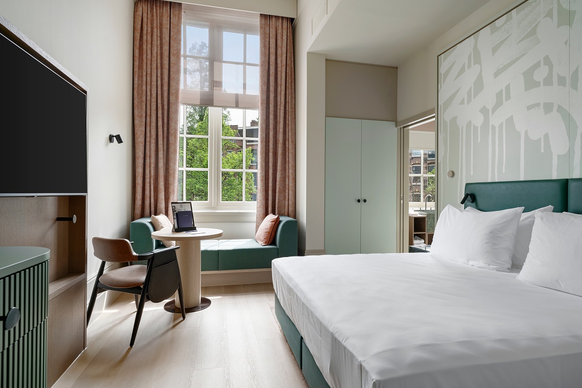 Corendon heropent vernieuwd The College Hotel