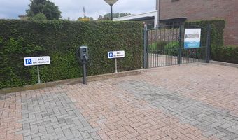 “De laadpaal is goed voor de reviewcijfers”