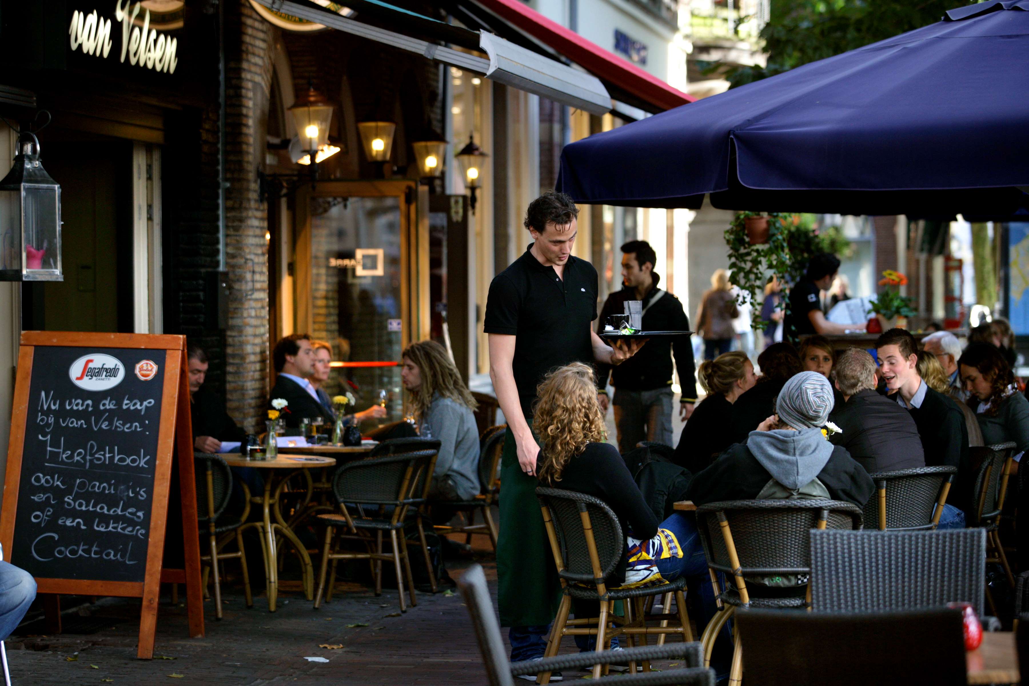 ING: Minder uitbundige tijden voor de horeca in 2024 en 2025