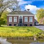 B&B te koop: rijksmonument met vrijstaande B&B op 4200 M2 grond
