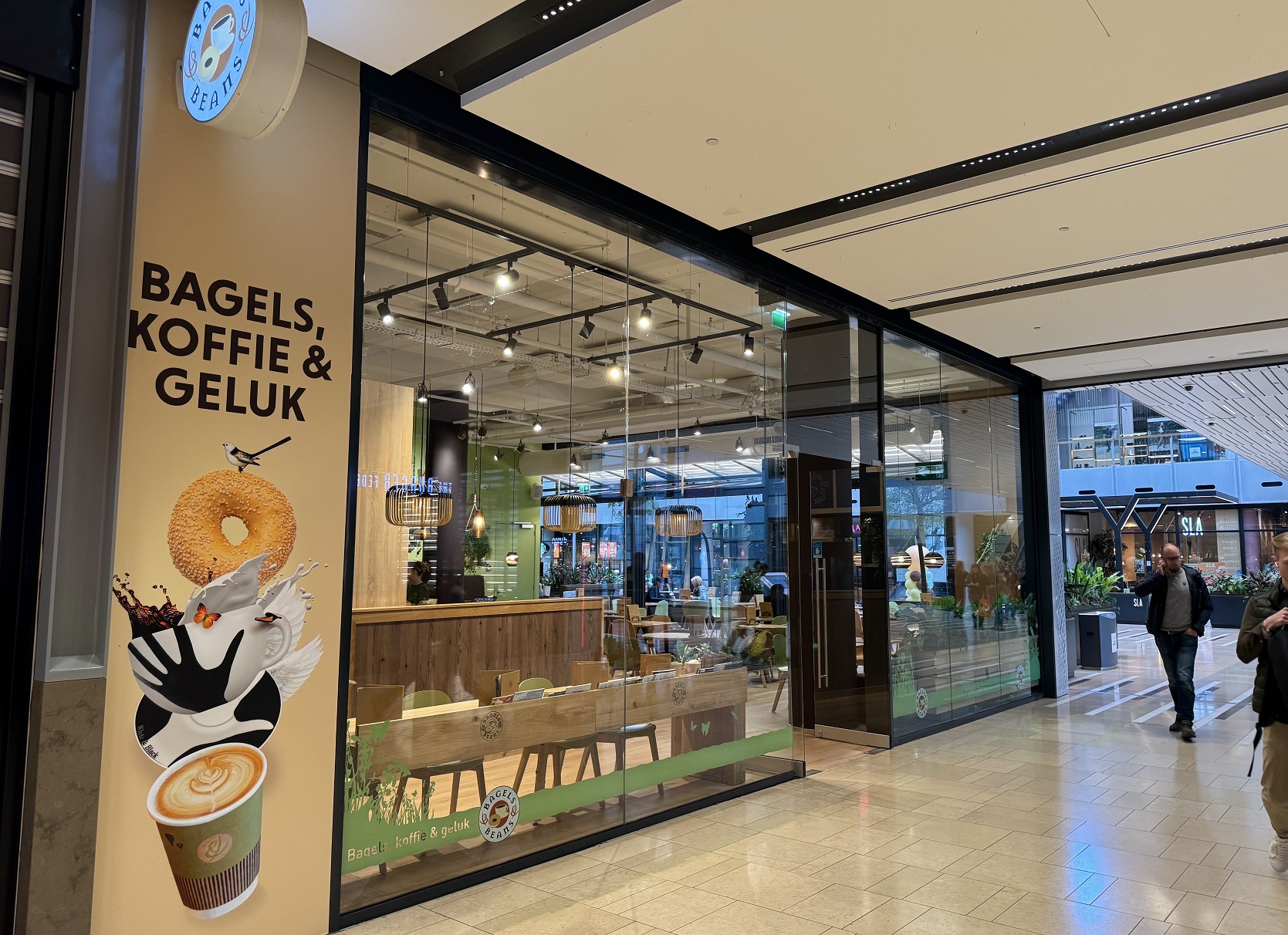 Bagels & Beans Hoog Catharijne heropent deuren na ‘Refresh’