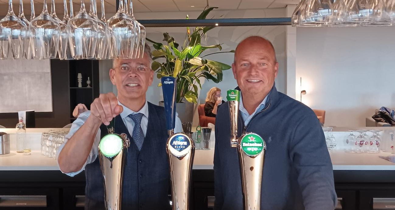 Netwerk met collega’s bij de Heineken Hoteliersclub op HotelSummit 2024