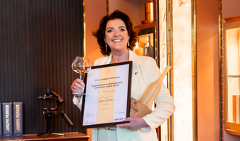 Saskia Smeenk van Restaurant Daalder* is de Champagne Sommelier van 2025