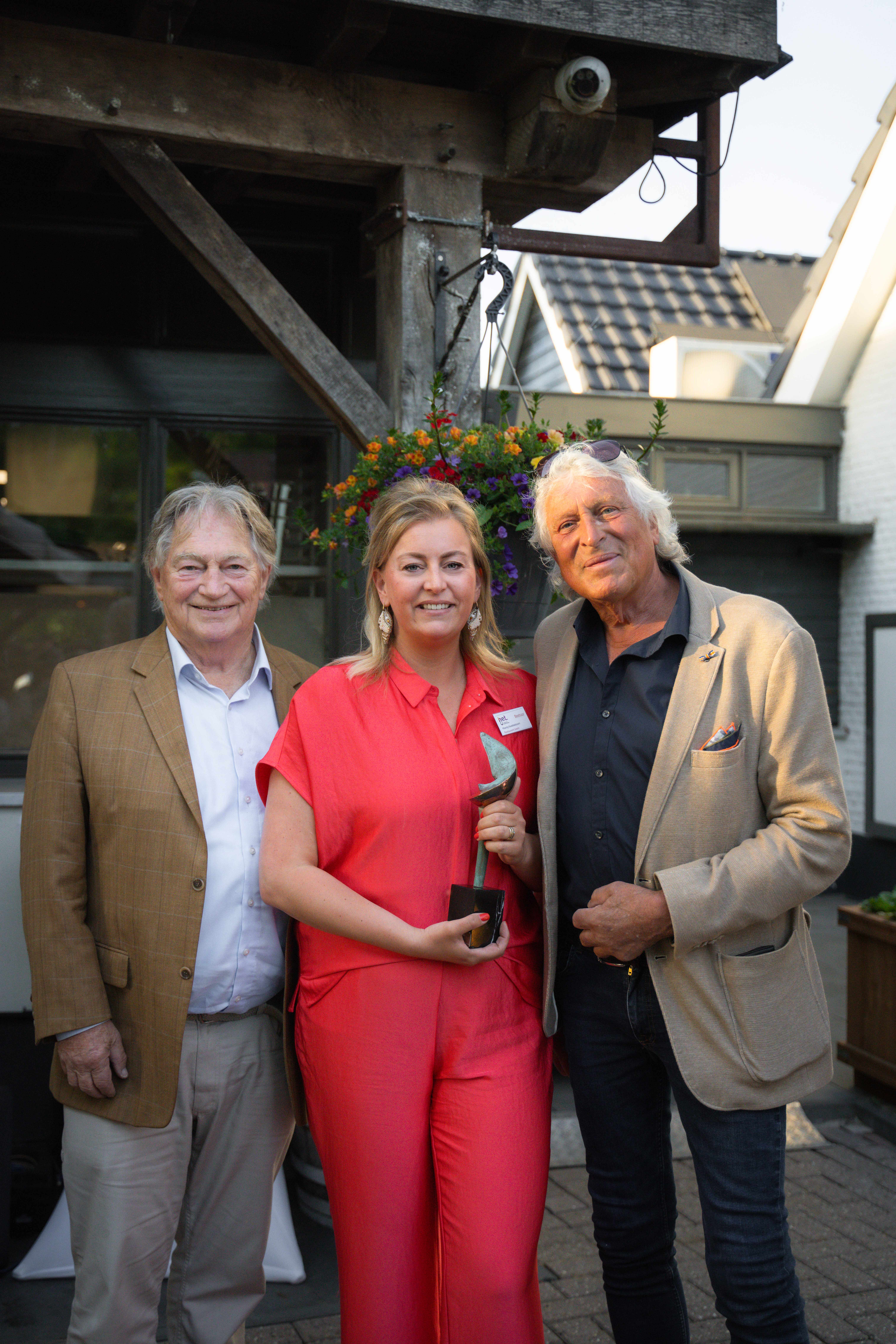 Mandy Kwekkeboom-Overbeek van Joann* gehuldigd met Paul Fagel Trofee