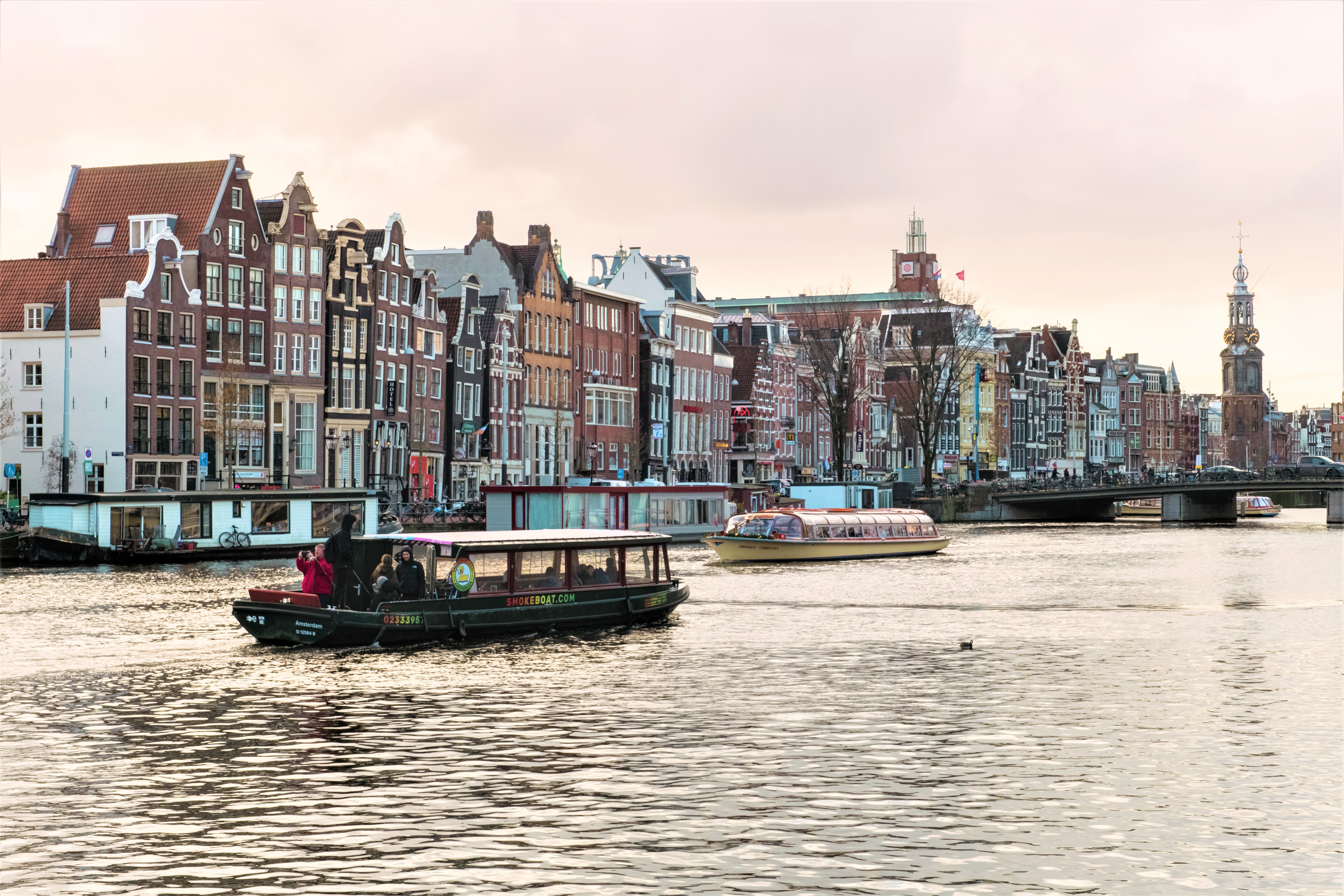 Michael Hu en Celine Chen kopen Amsterdams hotel voor €5,5 miljoen