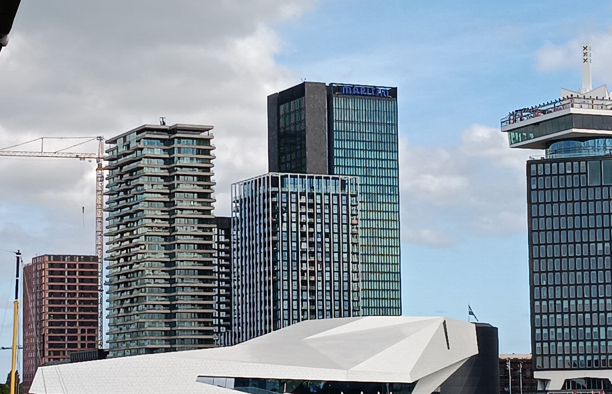 Waterschade zorgt voor nieuwe vertraging opening Maritim Hotel Amsterdam