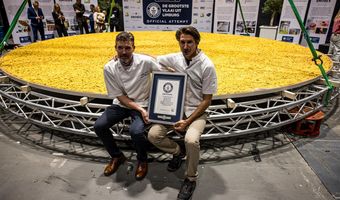BBB Maastricht ontvangt Guinness World Record voor ’s werelds grootste vlaai
