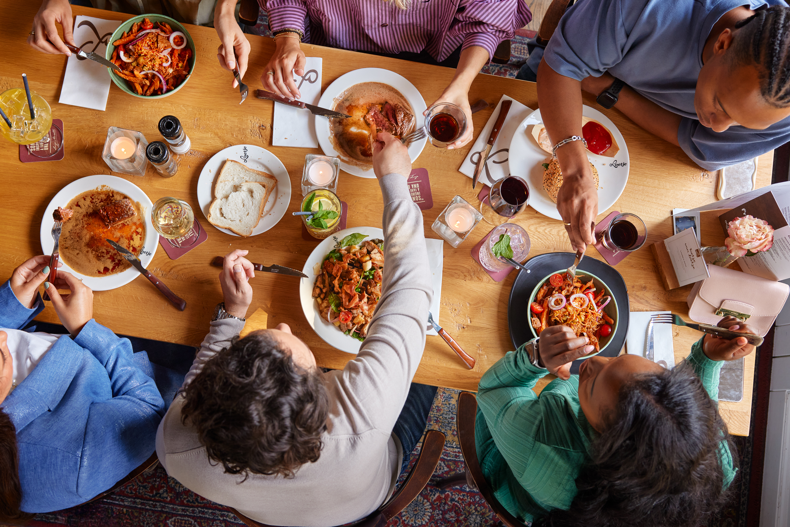 Loetje opent in hart van Tilburg