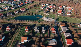 Onderzoek wijst uit: Nederlanders minder op vakantie in eigen land door btw-verhoging