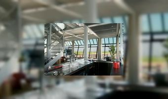 Dineren in oude verkeerstoren