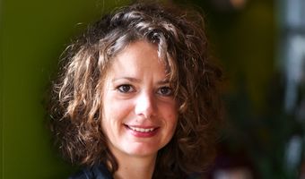 Fred & Douwe: stijlvolle huiskamer in drie steden