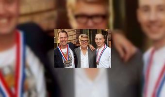 Kranenborg overhandigt titels Bolenius 