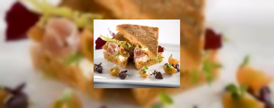 Focaccia Italiano roomkaas en Parmaham