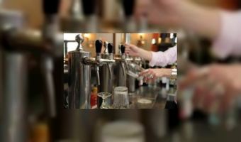 Omzet horeca 6 procent lager, grootste daling onder hotels en cafés