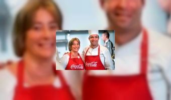 Moeder chef Comme chez Soi kruipt achter de kachel