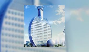 Hotel in de vorm van een pingpongbat