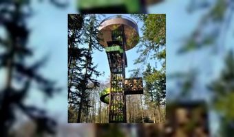 Van der Valk geeft uitkijktoren cadeau