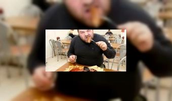 Brit eet grootste (en zwaarste) ontbijt ooit