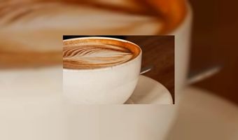 Alejandro Mendez maakt gratis koffie