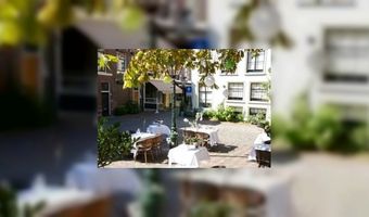 Historisch kerkterras in Leiden